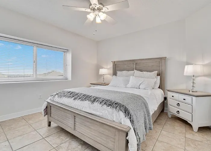 Beachclub A-201-2nd Floor Beachfront-4 Bed-4bath-luxe Condo-resort-sleeps 10 Apartment Gulf Shores