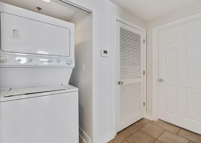 Beachclub A-201-2nd Floor Beachfront-4 Bed-4bath-luxe Condo-resort-sleeps 10 *