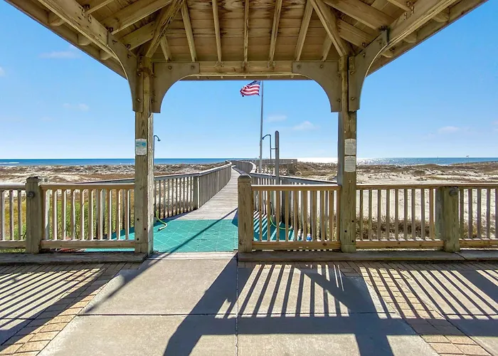 Beachclub A-201-2nd Floor Beachfront-4 Bed-4bath-luxe Condo-resort-sleeps 10 Apartment *