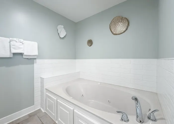 Beachclub A-201-2nd Floor Beachfront-4 Bed-4bath-luxe Condo-resort-sleeps 10