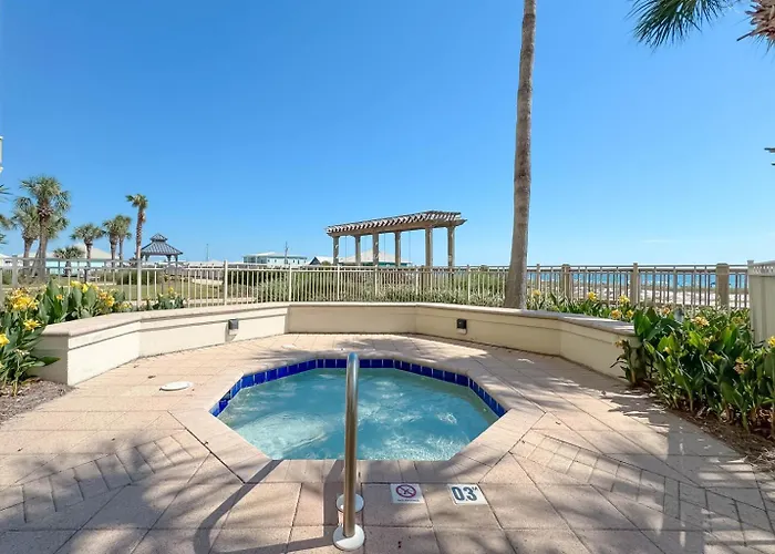 Beachclub A-201-2nd Floor Beachfront-4 Bed-4bath-luxe Condo-resort-sleeps 10 Apartment *